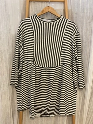 Preloved Black and white Striped, Loose fitting oversized Dress/Top