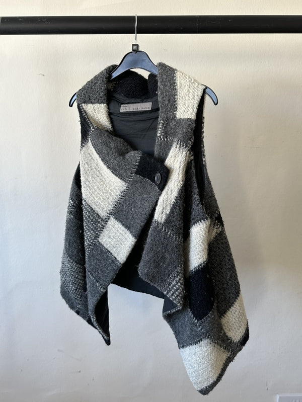 second hand Zara Basics Grey, crème black patch effect gillet 15 OWNI