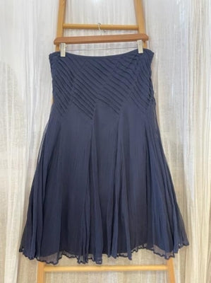 Preloved Navy midi length flowy skirt