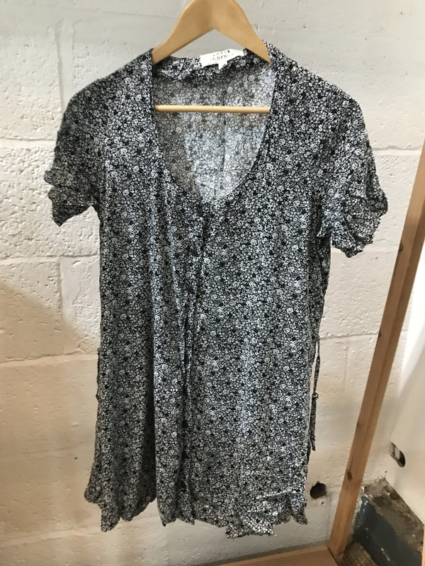 Preloved Black & White Floral Button Down Dress