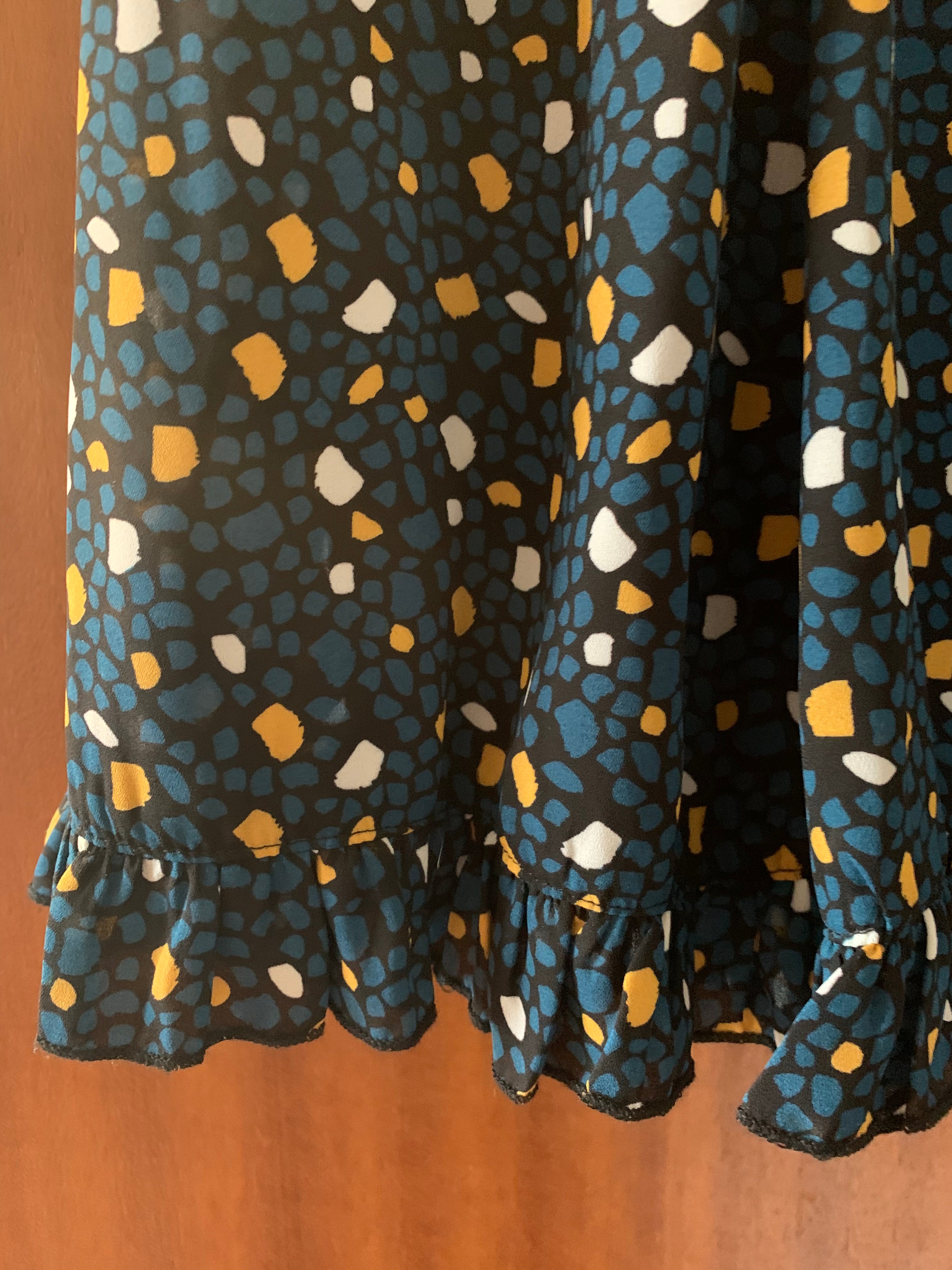 Preloved Abstract-Patterned Skirt