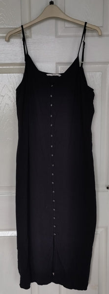 Preloved Black Maxi/Midi Dress.Size 16.Vgc...