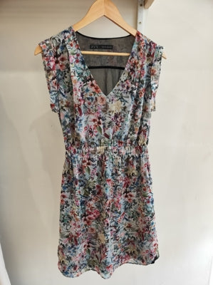 Preloved Floral dress with mesh back