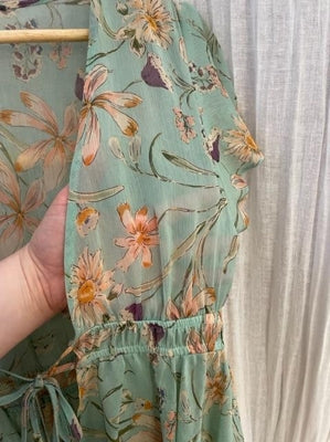 Preloved Sheer floral overlayer dress with tie waist