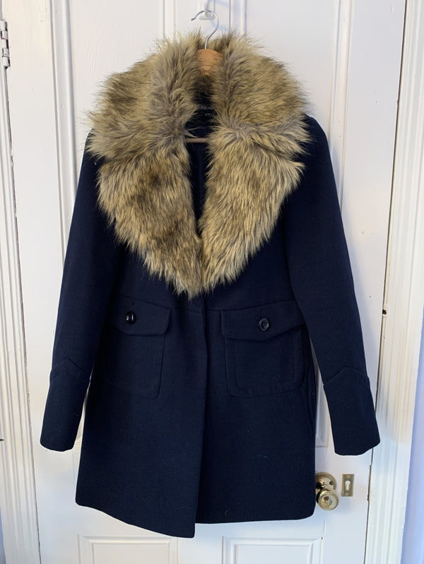 Preloved Navy blue jacket with removable fur trim
