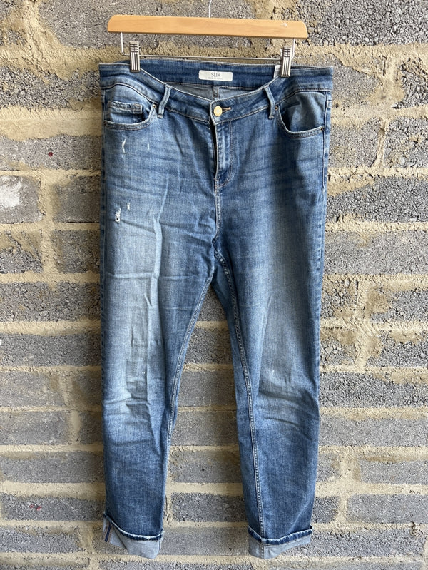Preloved Stretchy Slim Fit Long Jeans