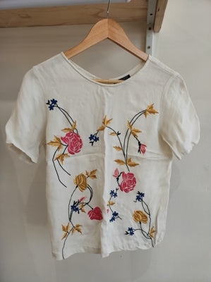 Preloved Embroidered floral blouse