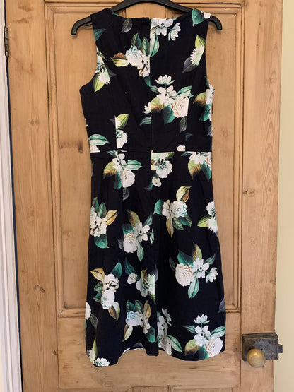Preloved Black floral dress