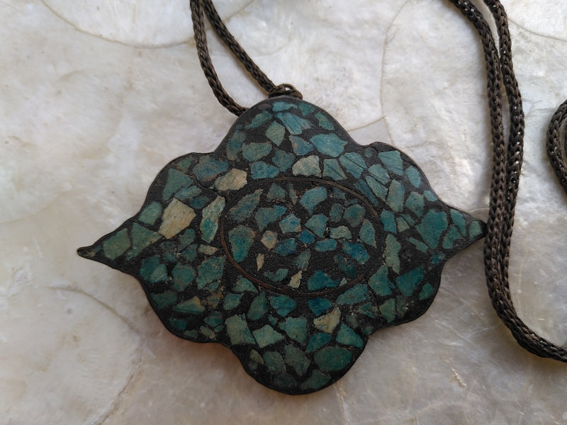 Preloved Vintage Indian brass crushed turquoise inlay mosaic boho necklace pendant