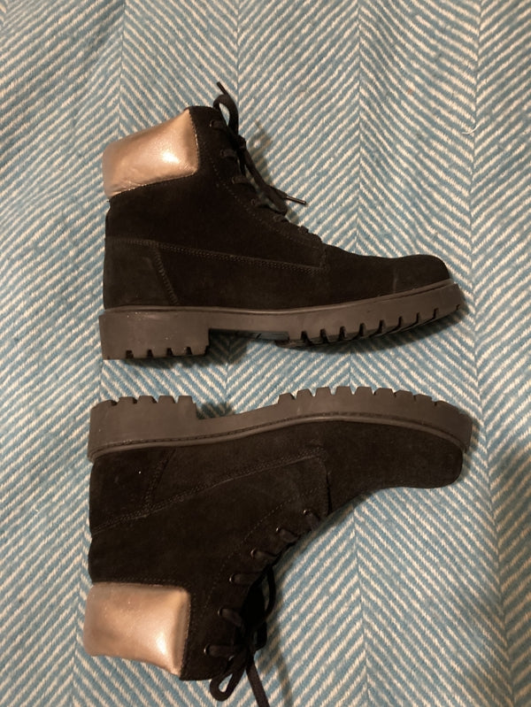 Preloved Ralph Lauren winter boots