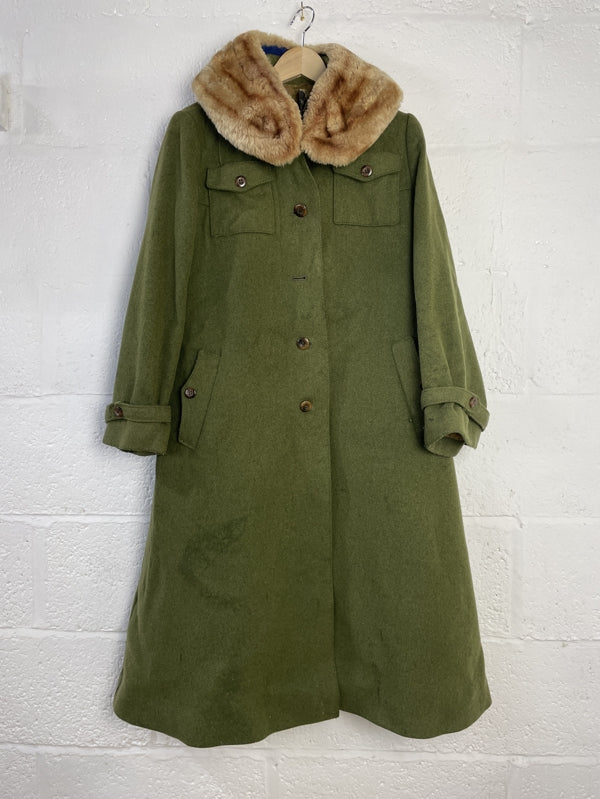 Preloved Vintage Green Heavy Wool Coat