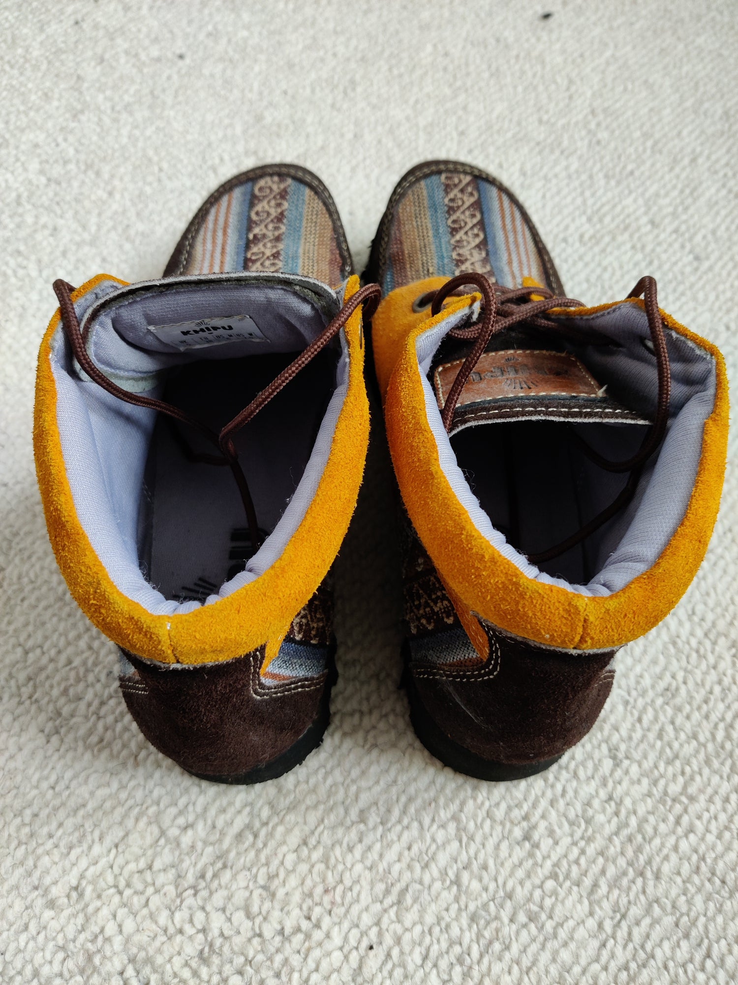 Preloved Handmade shoes from Peru - size 5