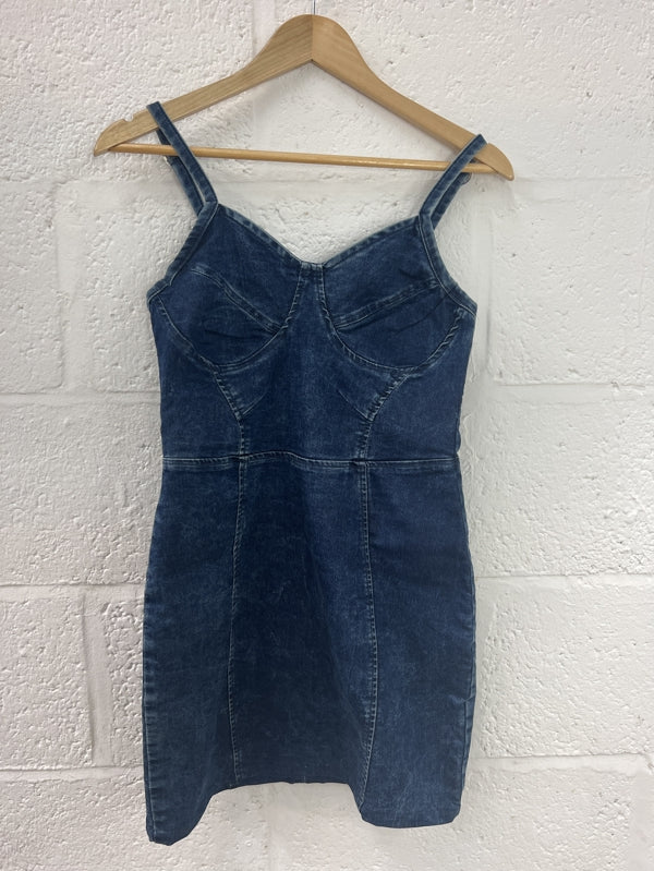 Preloved Sleeveless mini denim dress