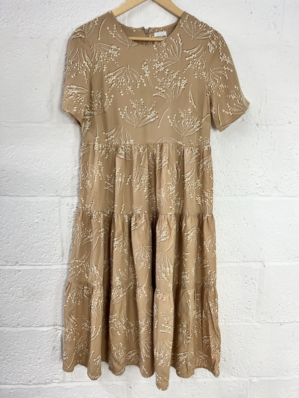 Preloved Tiered sleeved floral print midi dress