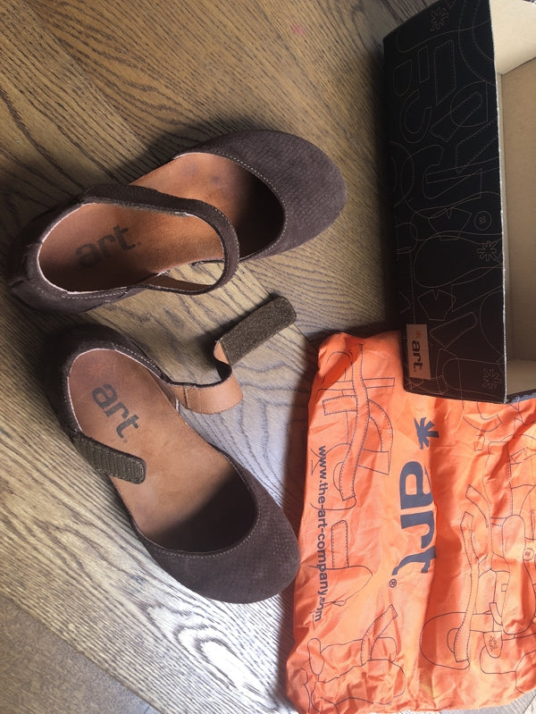Preloved Art Brown ‘Mustang’ shoes