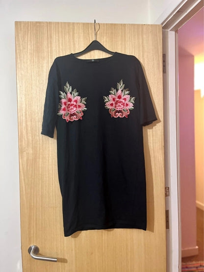 Preloved T-shirt dress with flower detail