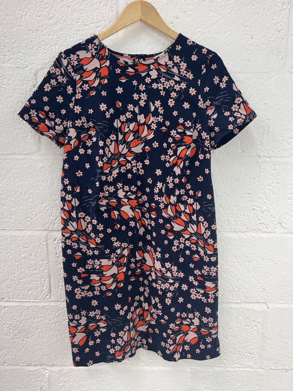 Preloved Boden Fitted stretch floral dress