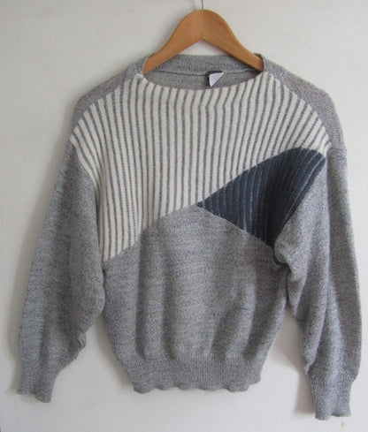 Preloved 80s vintage white grey angora mix geometric retro batwing sweater jumper
