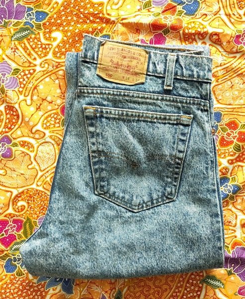 Preloved Vintage Levis 550 Acid Wash Jeans
