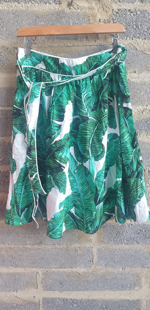 Preloved Yumi leaf print skirt
